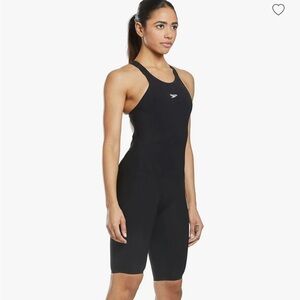 Used Worn Twice Speedo Fastskin LZR Racer Elite 2 
SZ -22